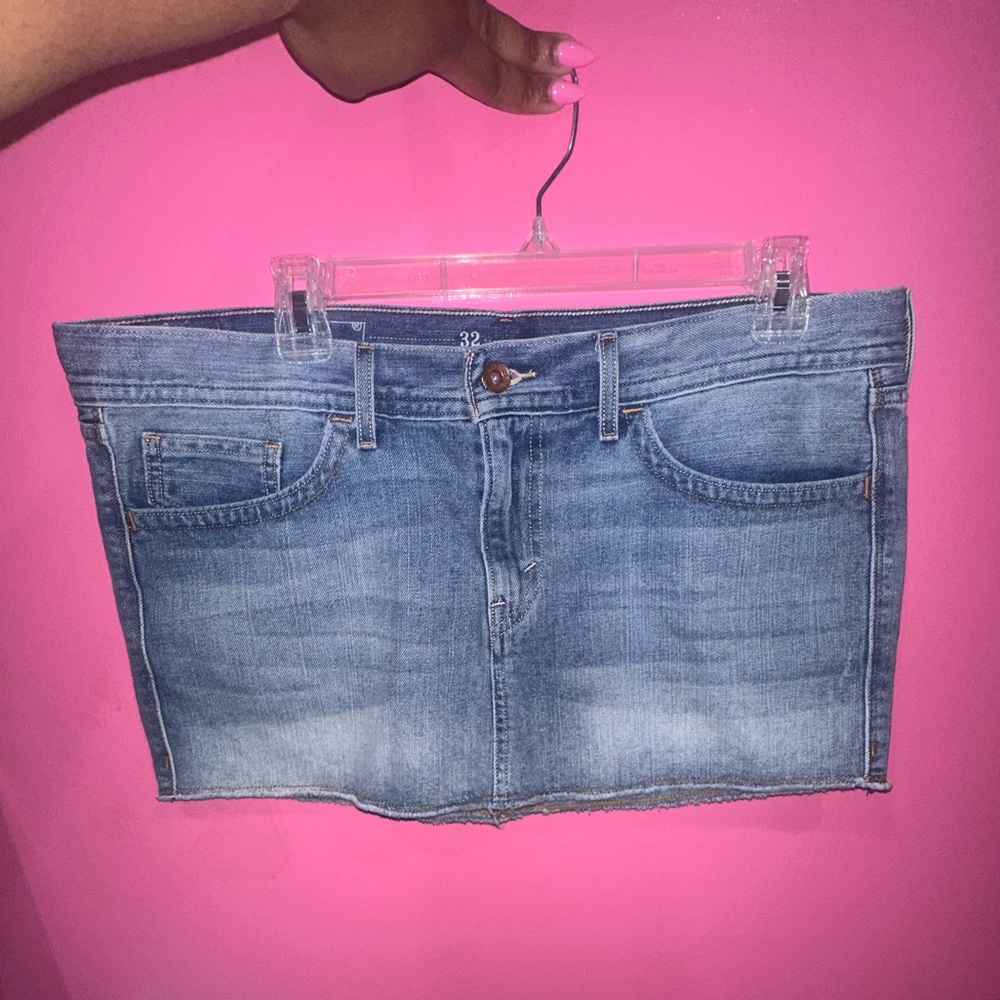 Levi Strauss Ultra Mini Denim Skirt Sz 32 Raw Hem Festival Ready